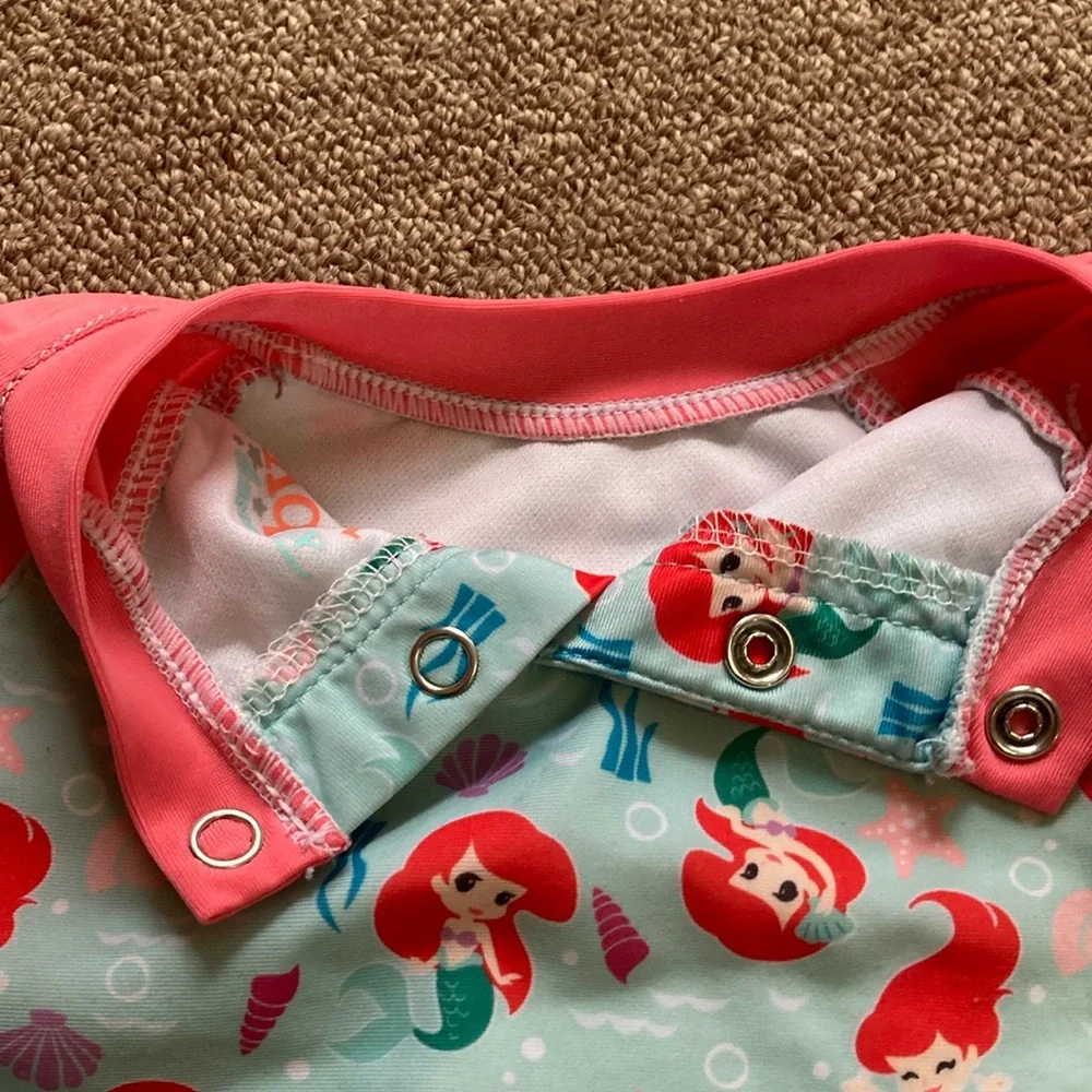 ❤️Little Mermaid rash guard❤️ - Picture 9 of 9